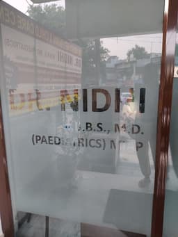 Dr. Nidhi