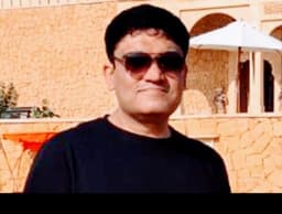 Dr. Rajan Sareen