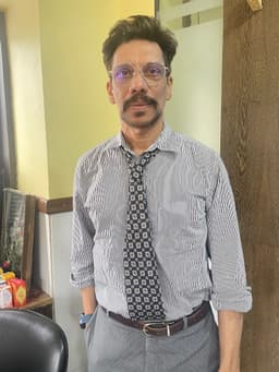 Dr. Ashwin P. Deshpande