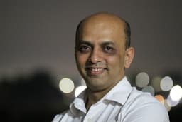 Dr. Rajesh Dhopeshwarkar